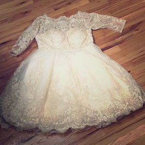 NWOT Lace Wedding Dress, Sz 16 — Retails $175